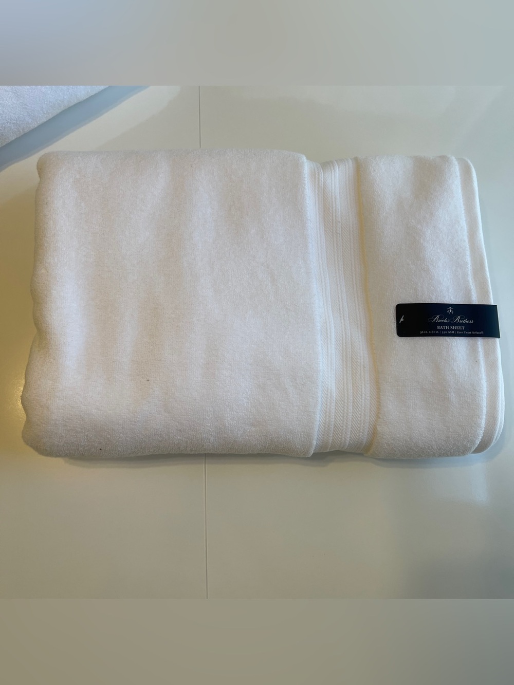 New Brooks Brothers 4 PC White Premium Bath Towels 550, 700, 800 GSM 100% Cotton - Picture 6 of 16